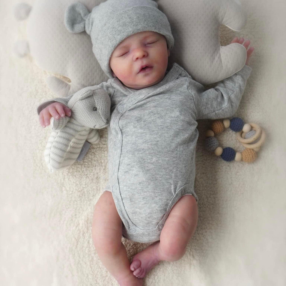 Cuddle Bear 40cm Soft Body Reborn Baby Doll,Removable Outfit + Feeding Accessories Included